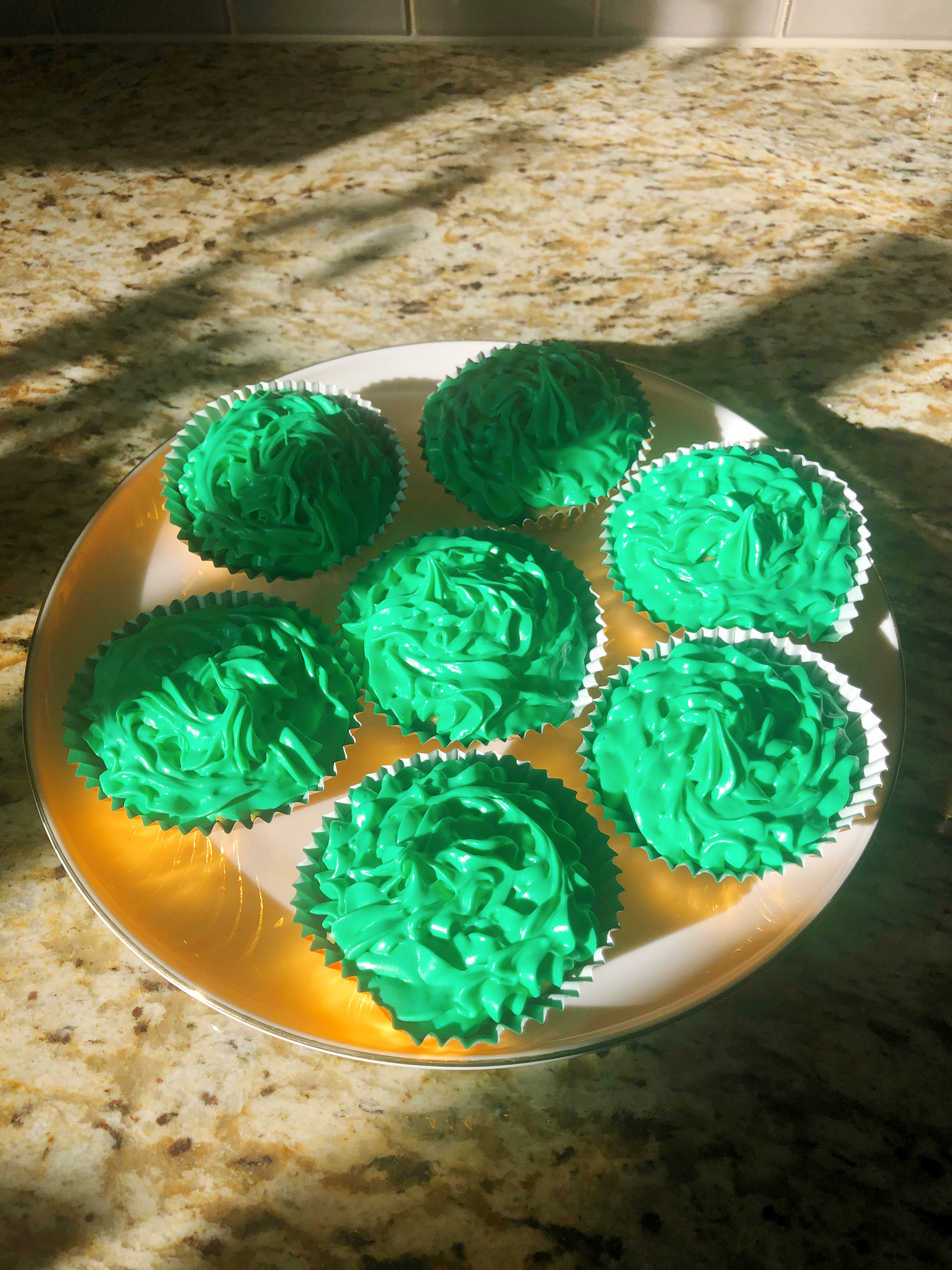 Easy Vegan St. Patrick’s Day Cupcakes
